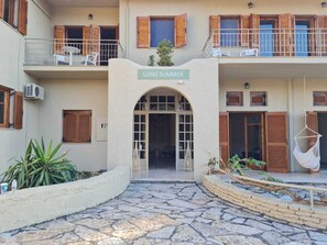 Majoituspaikan julkisivu