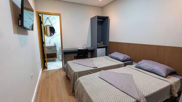 ๋ฒ ์ด์ง ๋๋ธ๋ฃธ ๋๋ ํธ์๋ฃธ, ์ ์ฉ ์์ค | ์ฑ
์, ๋
ธํธ๋ถ ์์
๊ณต๊ฐ, ๋ฌด๋ฃ WiFi, ์นจ๋ ์ํธ