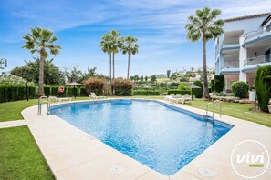 Pool - La Vida Dorada | Garden - pool - terrace (Benahavís)