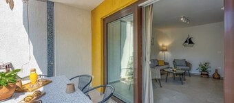 Family Apartment - Cosy & Modern, 850 meters to the Sea