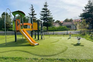 Children’s area - 072 - Apartment for 5 people in a *** Residence with swimming pool (SOULAC SUR MER)