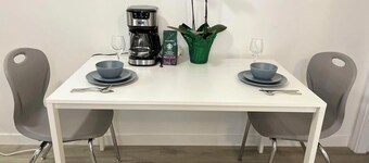 Modern & Cozy 1 Bedroom Suite-Walk to FIFA Fan Zone-Private Entrance