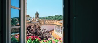 T1 Maria in the heart of Ponte da Barca, ideal for romantic getaways.