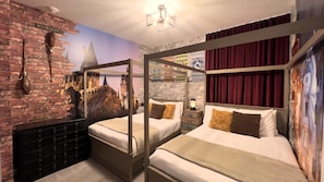 10 habitaciones, tabla de planchar con plancha, wifi y ropa de cama