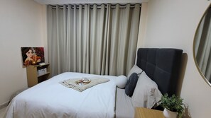 1 bedroom, iron/ironing board, WiFi, bed sheets