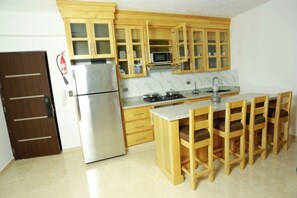 Mikrobølgeovn og kokeplater