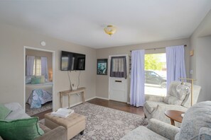 Tabla de planchar con plancha y internet 