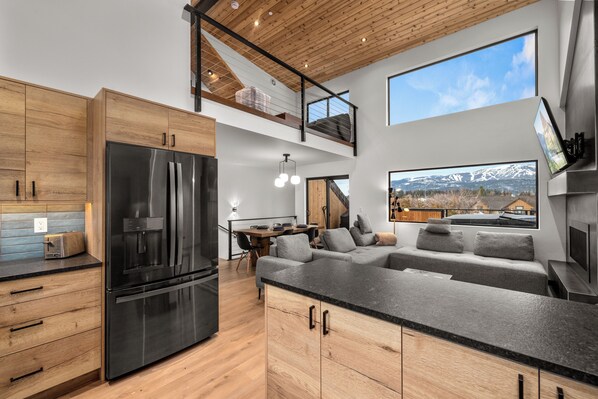 TV connectée, cheminée