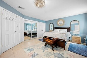 3 室のベッドルーム、アイロン / アイロン台、旅行用ベビーベッド、WiFi (無料)