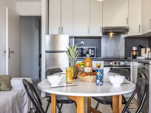 Dining - Les Pêcheurs by Interhome (Cap d'Agde)