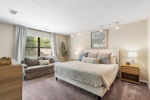 2 chambres, fer et planche à repasser, Wi-Fi, literie fournie