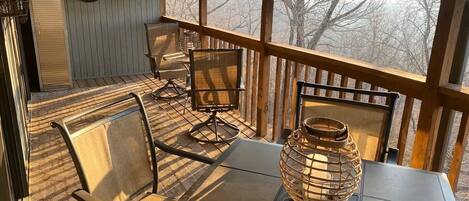 تناول الطعام بالخارج