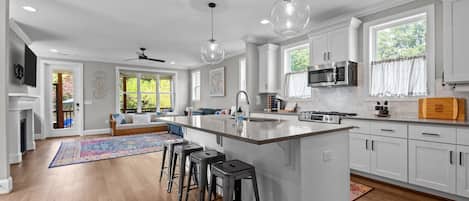 Microwave, oven, stovetop, dishwasher