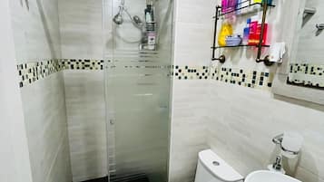 Towels, soap, toilet paper