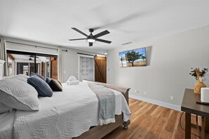 4 bedrooms, iron/ironing board, free WiFi, bed sheets - Spacious 4-bedroom house with WiFi, AC in enjoyable Port St. Lucie (Port St. Lucie)