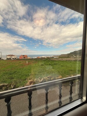 Interior - Relax, sea and mountains (La Guardia)