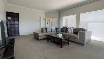 Family House, Garden View | Living area