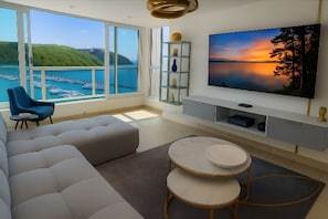 Smart TV, books