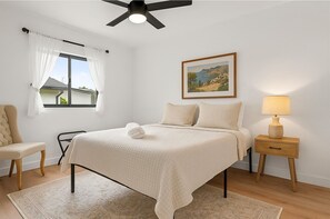 3 Schlafzimmer, Bügeleisen/Bügelbrett, WLAN, Bettwäsche
