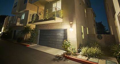 Spacious 4-bedroom townhome in Baldwin Park