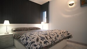 2 chambres, fer et planche à repasser