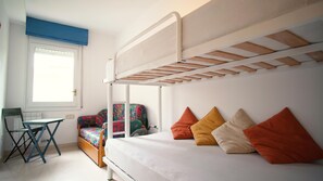 Iron/ironing board