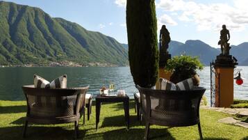 Ristorazione all'aperto