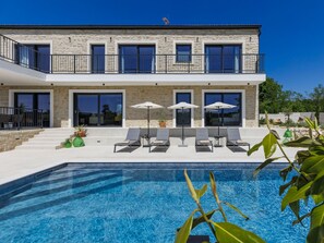 A heated pool - Villa Piemonte Istria by Interhome (Grožnjan)