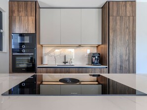 Fridge, microwave, oven, dishwasher - Villa Piemonte Istria by Interhome (Grožnjan)
