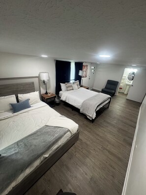 3 slaapkamers, een strijkplank/strijkijzer, gratis wifi