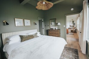 Egyptian cotton sheets, premium bedding, pillow-top beds