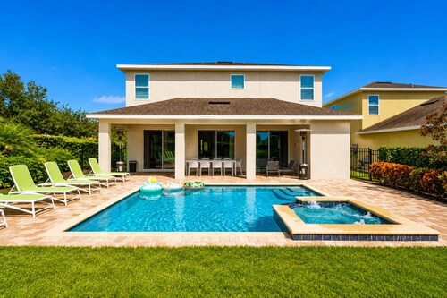 Stunning 9BR/8.5BA Retreat with Private Pool & SPA-280CW