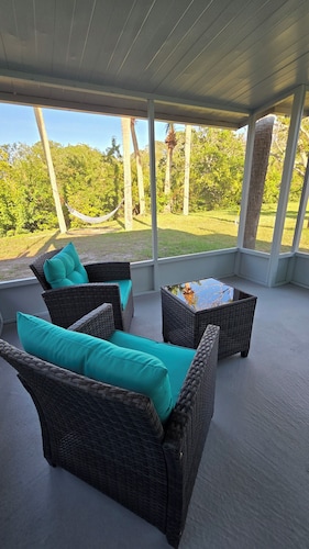 Great accomodation within walking distance of Port Richey atractions.