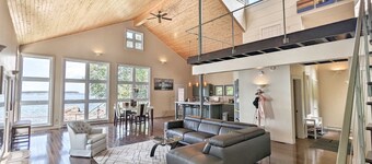 Seaside Serenity - Private Waterfront Escape by the Bay of Chaleur