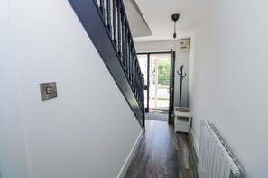 Interior - Waterview House (Newport)