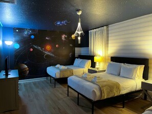 9 habitaciones, tabla de planchar con plancha, wifi y ropa de cama