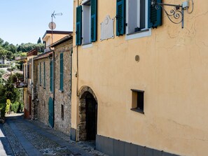 Esterni