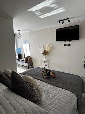 Deluxe Apartment, Balcony, City View | Free WiFi - M&C DBR701 (Santiago)