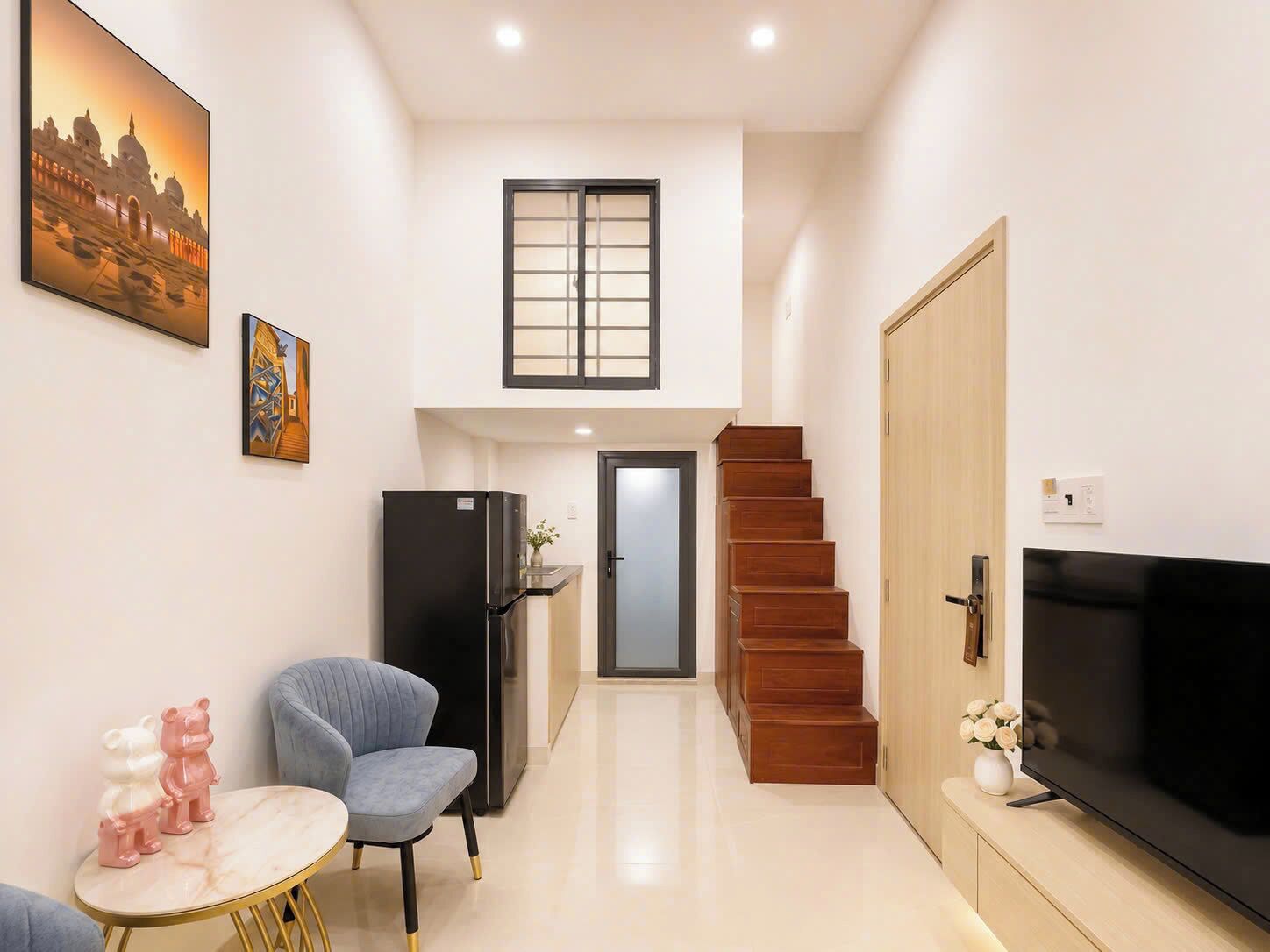 Alloggio Basic su due livelli, 1 camera da letto, balcone | Una scrivania, postazione laptop, tende oscuranti, insonorizzazione