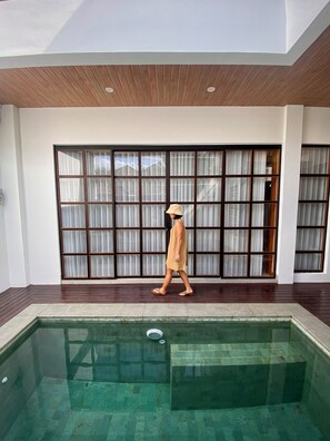 Outdoor pool - BRAND NEW Rooftop 4-bedroom Ensuite villa in Berawa CANGGU Bali near Baked (Bali)