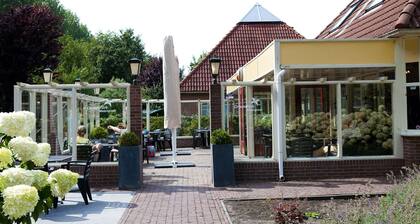 Modern Chalet in Noord-scharwoude With Garden