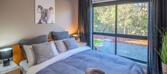 Koala Retreat - 3 bed brand new home near the Beach & Riverside ~Linen~Fast WiFi
