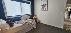 3 chambres, fer et planche à repasser, accès au Wi-Fi (inclus)