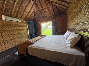 Deluxe Double Room, Courtyard View