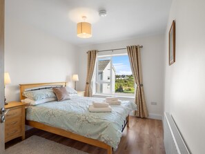 3 habitaciones, tabla de planchar con plancha y wifi gratis 