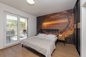 4 chambres, fer et planche à repasser, Wi-Fi, draps fournis