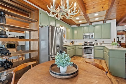 Big Bear Lake Sleep 16