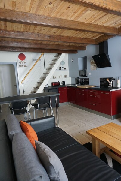 Charming modern duplex with parking, fitted kitchen 30 min from Nancy