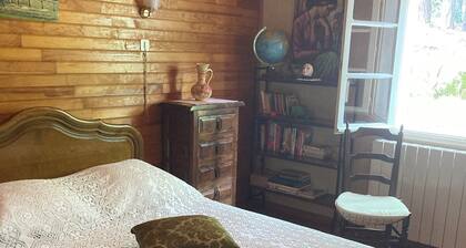 Renovated apartment in quiet country house with view of the Cevennes mountains