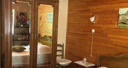 Appartement rénové dans maison de campagne au calme avec vue sur les Cevennes